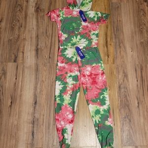 AQ sports tie die lounge suit M